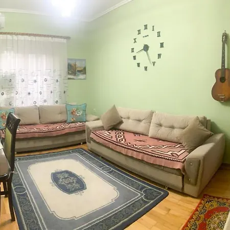 Flat * Κορυτσά